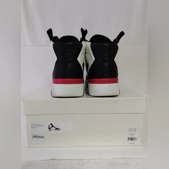 Givenchy Sneakers - Picture 14 of 16